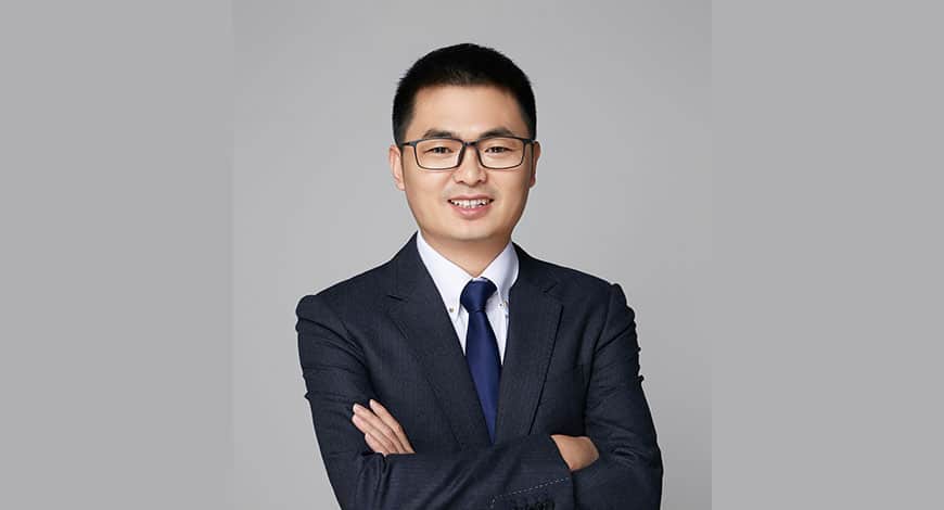 Elvis Zhou